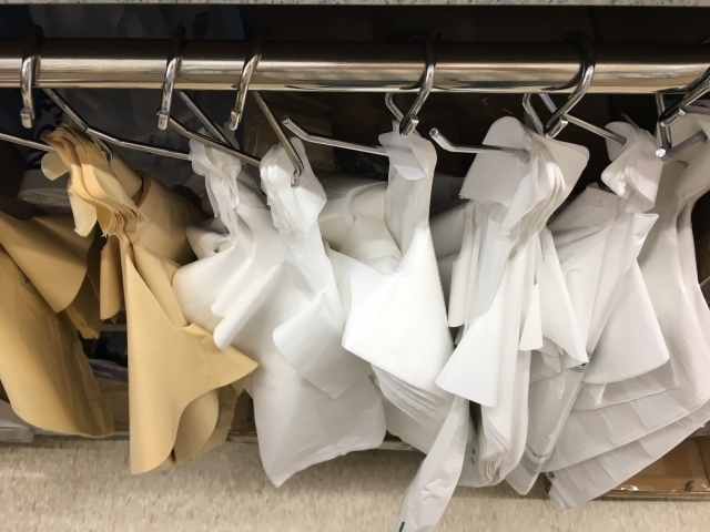 Plastic shopping bags—it’s only the very last part that’s suddenly tricky.