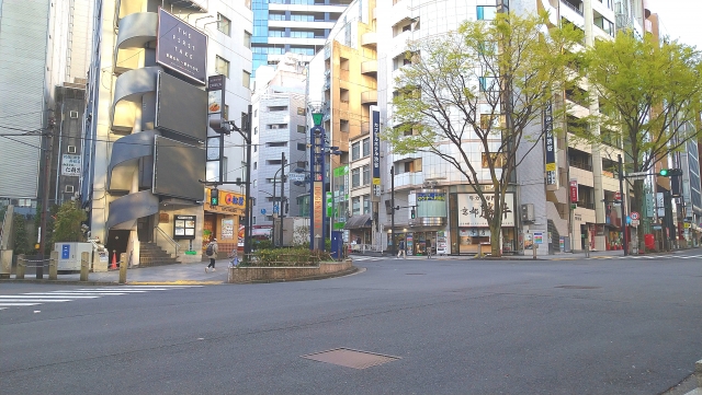 My walking speed changes just in front of that store.